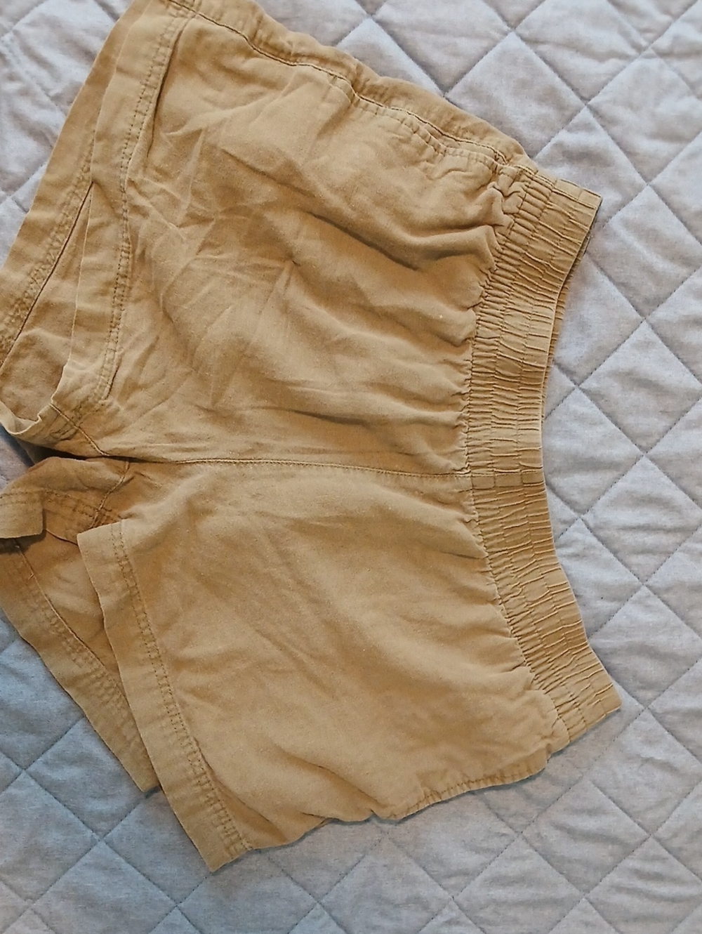 Old Navy Large Khaki Elastic Waist Shorts